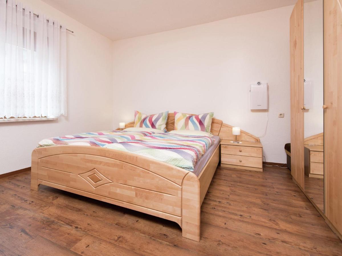 Cozy Apartment In Ore Mountains With Balcony Breitenbrunn  Exteriér fotografie