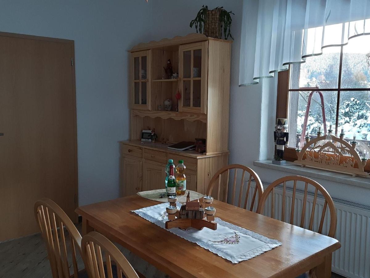 Cozy Apartment In Ore Mountains With Balcony Breitenbrunn  Exteriér fotografie