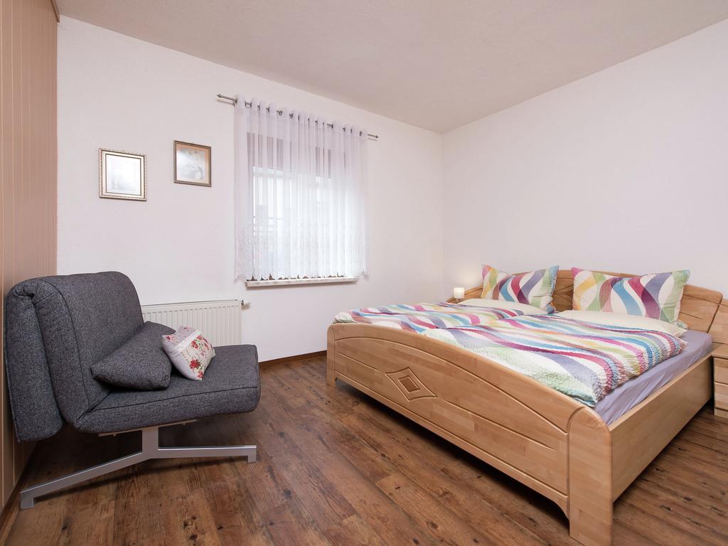 Cozy Apartment In Ore Mountains With Balcony Breitenbrunn  Exteriér fotografie